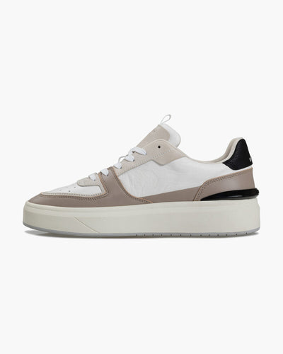 Surefire Tennis Sneaker*