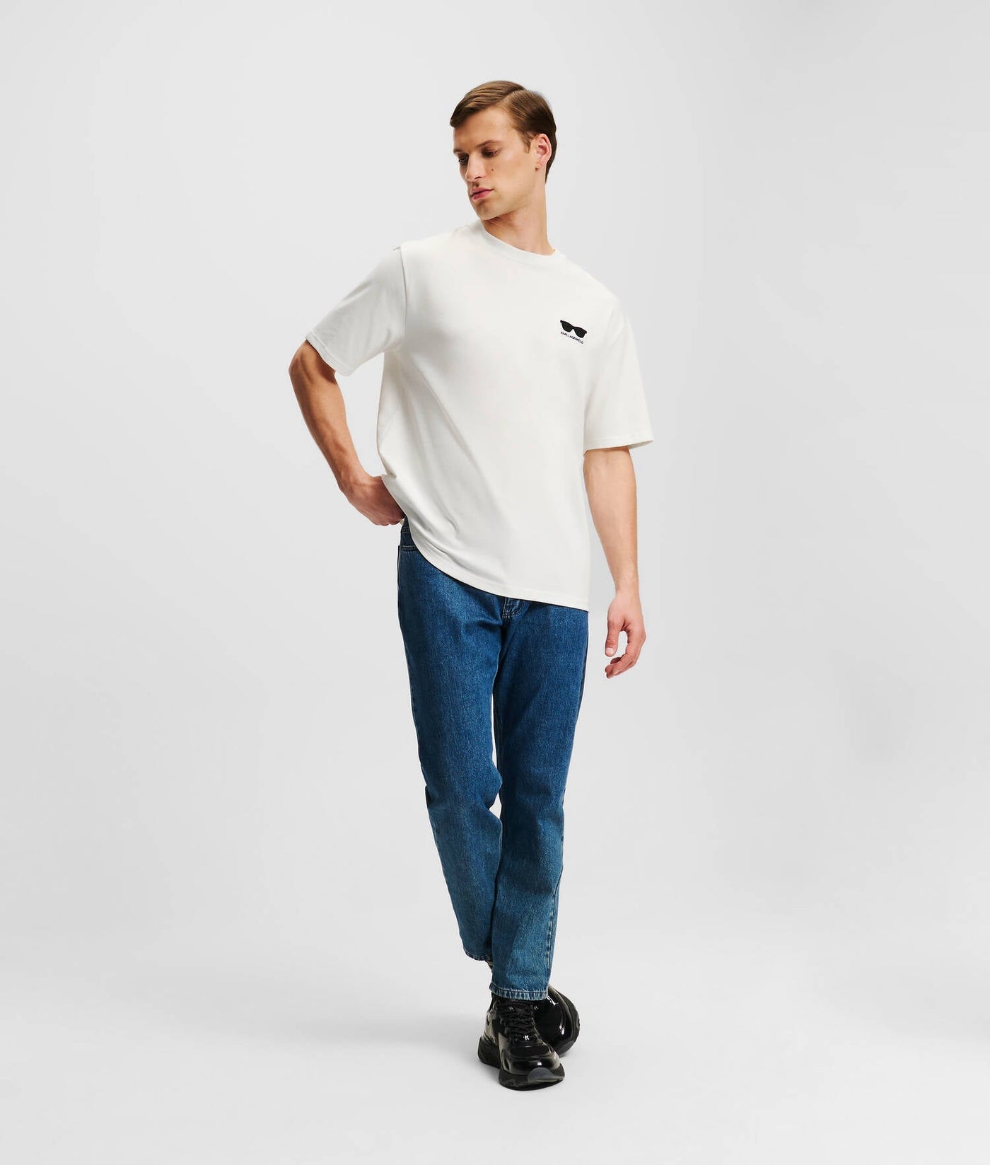 Sunglasses T-Shirt*